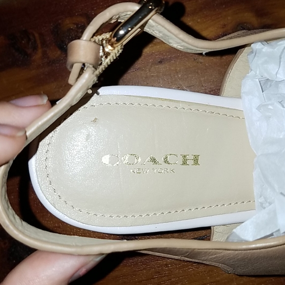 Open toed wedge - Picture 3 of 4